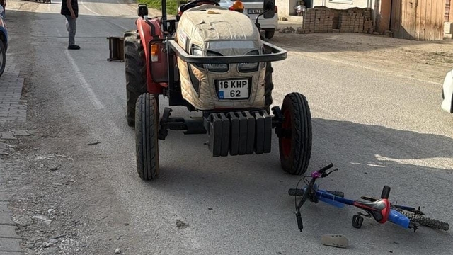 Traktörün çarptığı bisikletli çocuk yaralandı