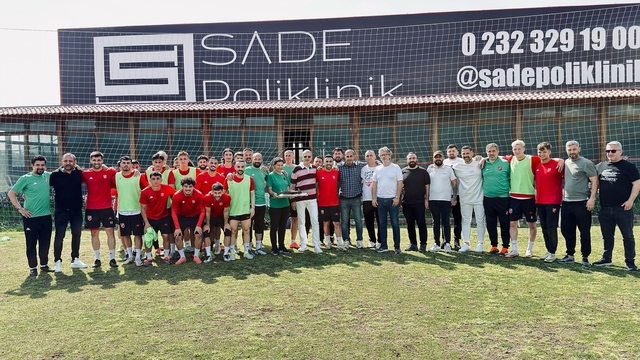 Karşıyaka final aşkına