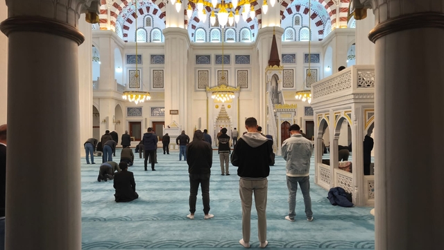 Şarkışla'da öğrenci ve veliler camide buluştu