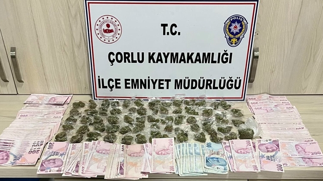 Tekirdağ'da otomobilinde uyuşturucu ele geçirilen sürücü tutuklandı