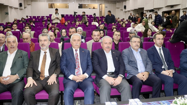 Cumhurbaşkanlığı Yüksek İstişare Kurulu Üyesi Şentop, Trabzon'da konuştu: