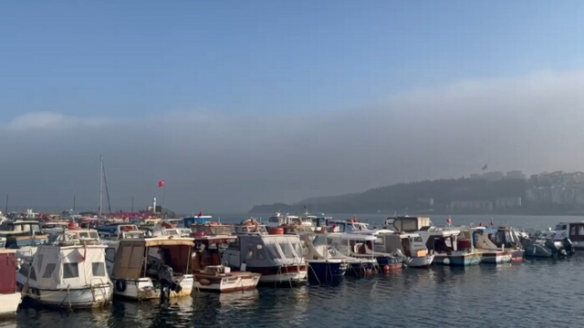 Çanakkale'de boğaz trafiğine 'sis' engeli