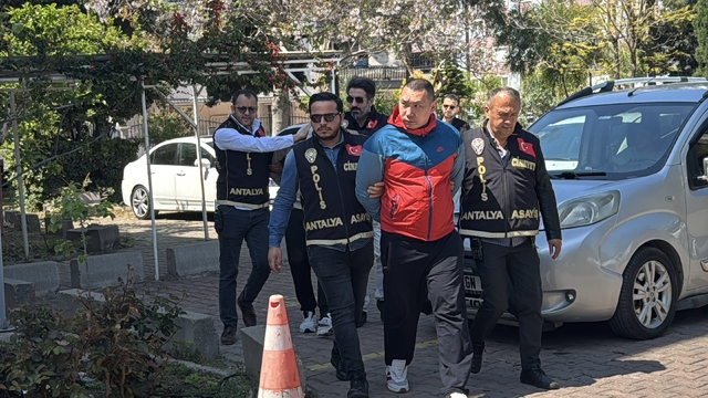 Antalya'da darbedilen kişinin ölümüne ilişkin 3 şüpheli gözaltına alındı