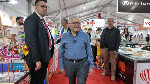 Kayseri'de, 2. Çocuk Kitap Fuarı ve Şenliği ilgi görüyor