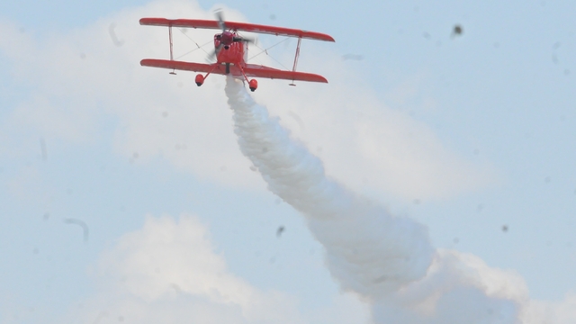 Semin Öztürk Şener'den çocuklara özel akrobasi gösterisi