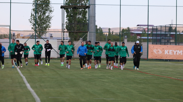 Iğdır FK, Sakaryaspor maçının hazırlıklarını tamamladı