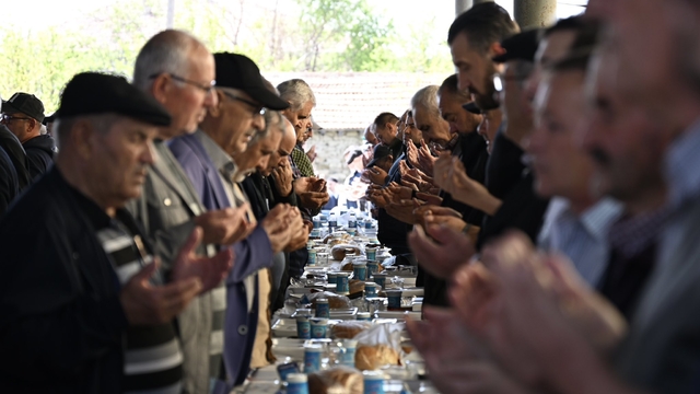 Kırklareli Valisi Turan, yağmur ve şükür duasına katıldı
