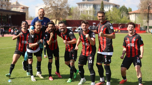 Uşakspor ve Tire FK Play-Off'a koşuyor