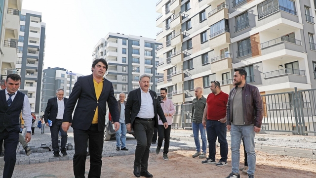 Melikgazi'de kentsel dönüşüm kapsamında yapılan konutlarda sona geldi