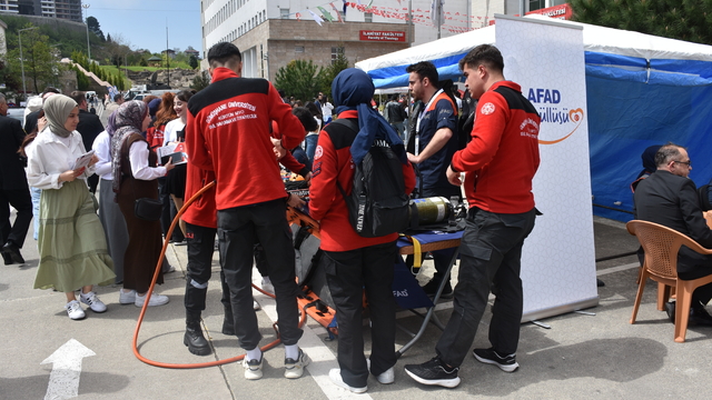 Giresun'da "Doğu Karadeniz Kariyer Fuarı" başladı