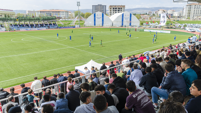 Kahramankazan Belediyespor, şampiyonluğu kutladı
