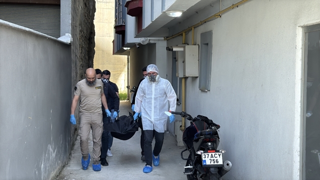 Kastamonu'da bir evde hamile kadının cesedine ulaşıldı