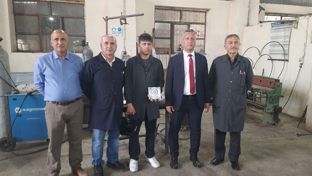 Kozanlı lise öğrencisi Türkiye Geneli Liseler Arası Kaynak Yarışması'nda birinci oldu