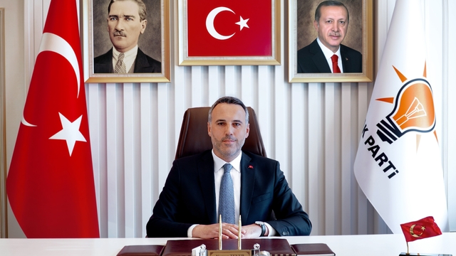 AK Parti İl Başkanı Tever'den "bungalovda gizli kamerayla izleme" iddiasına ilişkin açıklama