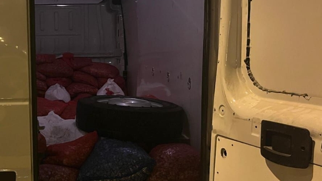 Samsun'da kaçak avlanan 1,3 ton midye ele geçirildi