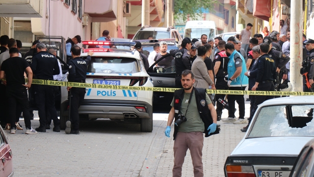 Şanlıurfa'da komşular arasında çıkan taşlı sopalı kavgada 5 kişi yaralandı