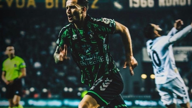 Kocaelispor, Oğulcan Çağlayan ve Ryan Mendes'in sözleşmelerini uzattı