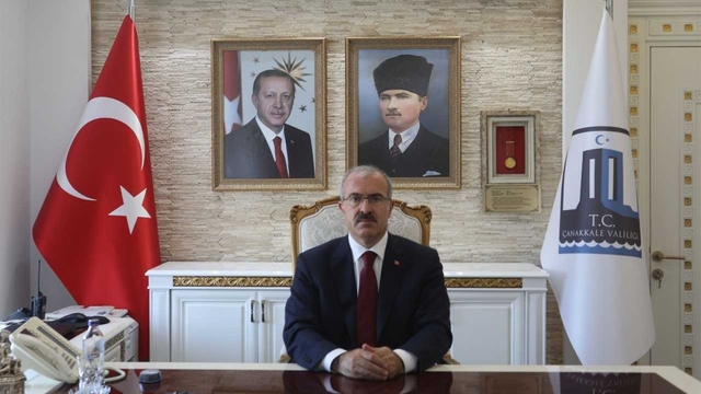 Çanakkale Valisi Toraman, 23 Nisan Ulusal Egemenlik ve Çocuk Bayramı'nı kutladı