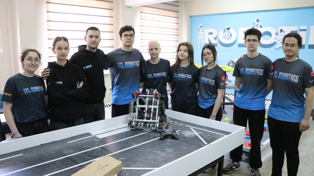 Tekirdağlı lise öğrencileri tasarladıkları robotla ABD'de Türkiye'yi temsil edecek