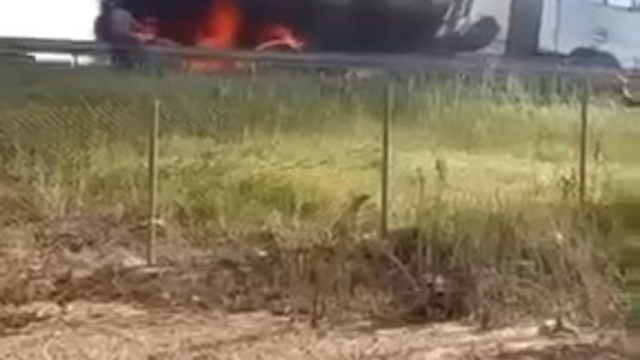 TEM'de seyir halindeki TIR'ın balatalarında yangın çıktı