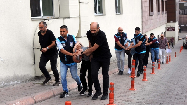 Kavgaya müdahale eden polisin şehit olduğu davada sanığa verilen ceza müebbede çıktı