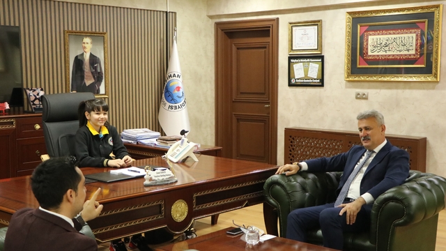 Yahşihan Belediye Başkanı Sungur, koltuğunu 6. sınıf öğrencisine devretti