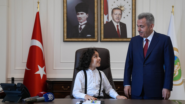 İzmir ve çevre illerde 23 Nisan Ulusal Egemenlik ve Çocuk Bayramı kutlanıyor