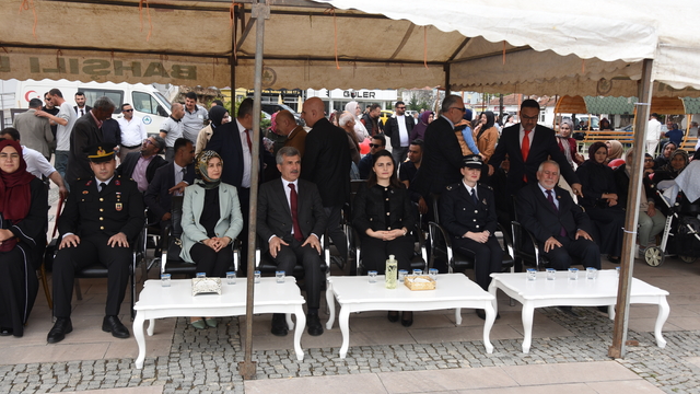 Bahşılı'da 23 Nisan Ulusal Egemenlik ve Çocuk Bayramı kutlandı