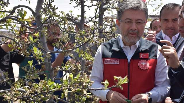 Bakan Yumaklı: Üretici tarım sigortası yaptırmalı
