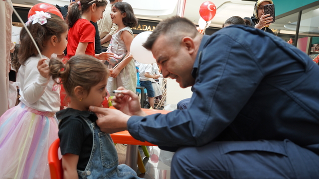 Adıyaman'da Jandarma 23 Nisan etkinliği düzenledi