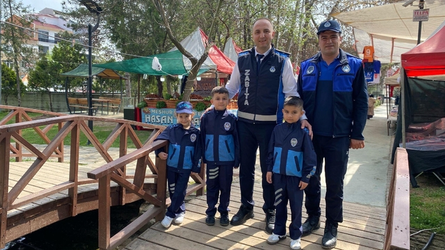 Samsun'da minik zabıtalar 23 Nisan'da tezgahları denetledi