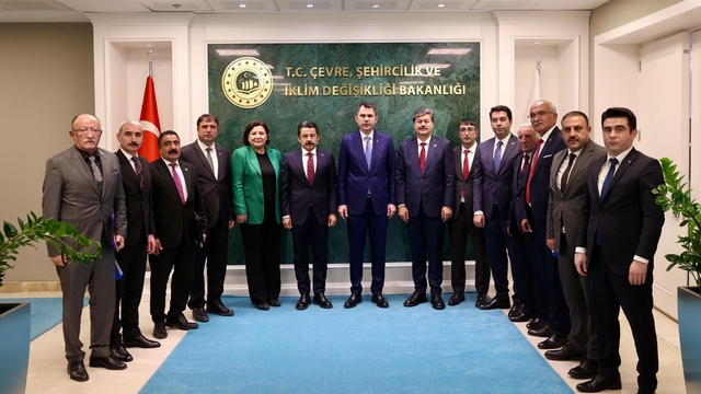 Çevre, Şehircilik ve İklim Değişikliği Bakanlığından Kırşehir'e hibe ve ekipman desteği