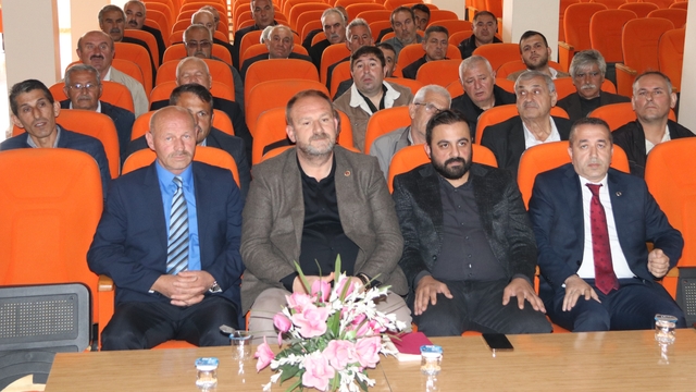 Taşova'da Köylere Hizmet Götürme Birliği üye seçimi yapıldı