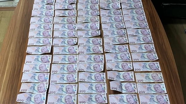 Kocaeli'de kumar oynayan 4 kişiye 36 bin 988 lira ceza kesildi