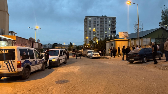 Siirt'te bıçaklı kavgada 1 kişi yaralandı