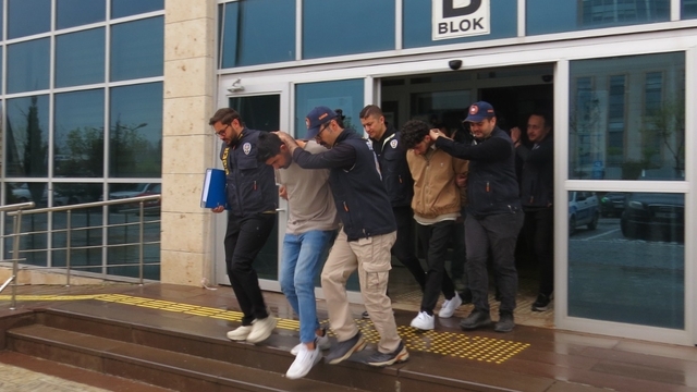 Uşak merkezli yasa dışı bahis operasyonunda yakalanan 3 şüpheli tutuklandı