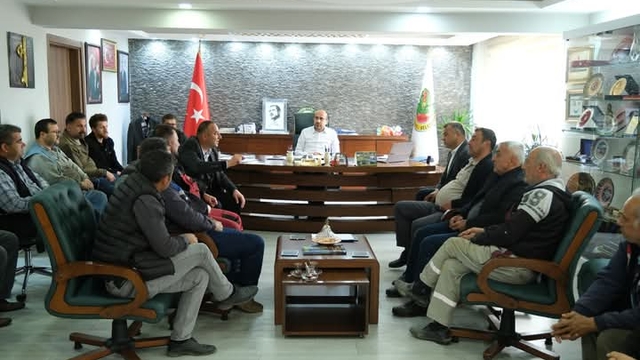 Orhaneli Belediye Başkanı Tayır esnafla buluştu