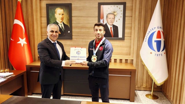 Rektör Doğan, Avrupa şampiyonu Algül'ü kabul etti