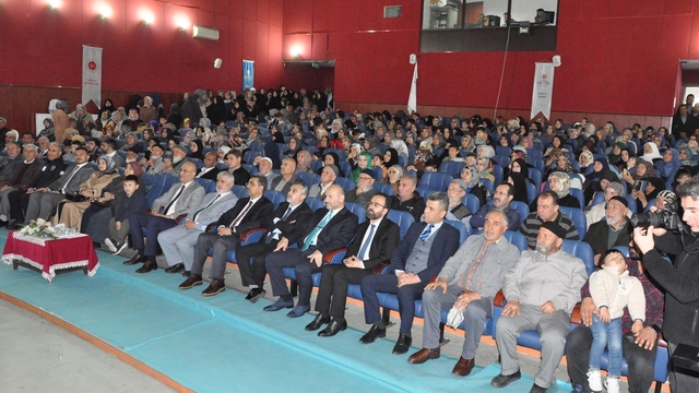 Diyanet İşleri Başkan Yardımcısı İşliyen, Sorgun'da konferansa katıldı