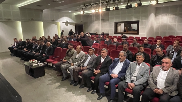 Malazgirt'te Köylere Hizmet Götürme Birliği encümen seçimi yapıldı