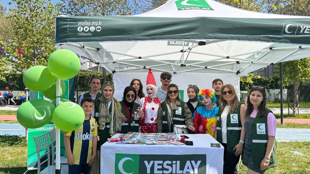 Kırklareli'nde Yeşilay bağımlılıkla mücadele çalışmalarını sürdürüyor