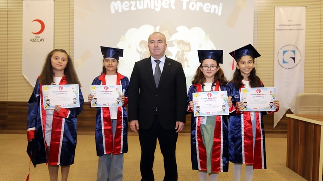 TOGÜ'de "Çocuk Üniversitesi" programı sona erdi