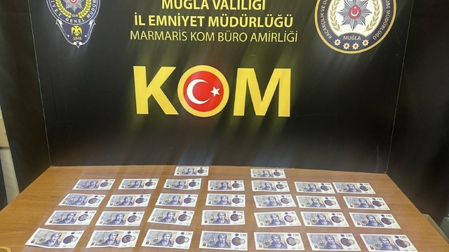 Marmaris'te sahte dövizle alışveriş yapan turist, sınır dışı edildi