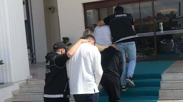 Muğla'da uyuşturucuya 4 tutuklama