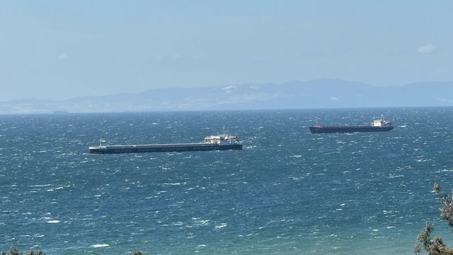 Tekirdağ'da fırtına; eğitim uçuşları iptal edilidi, balıkçılar denize açılamadı