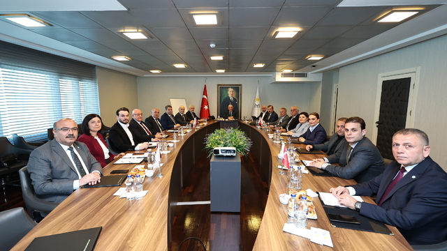 İYİ Parti Genel Başkanı Dervişoğlu, Başkanlık Divanı üyeleriyle bir araya geldi