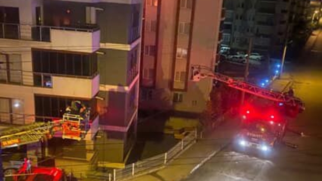 Karabük'te apartmanda çıkan yangında ikisi çocuk 5 kişi dumandan etkilendi