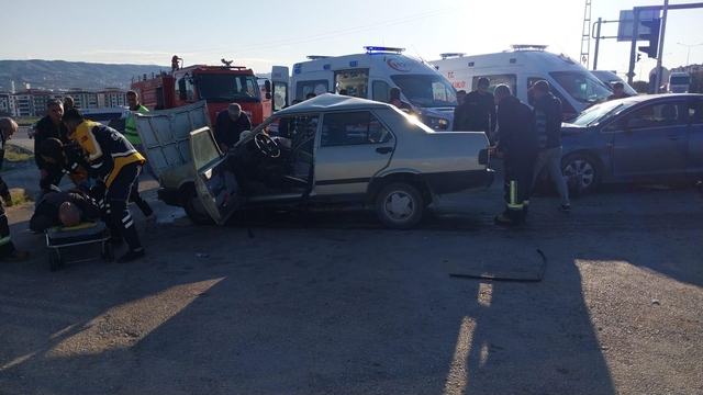 Elazığ'da zincirleme kaza: 1 ölü, 3 yaralı