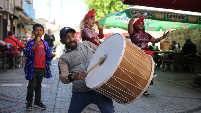 Edirne'yi Kakava-Hıdırellez Şenlikleri coşkusu sardı