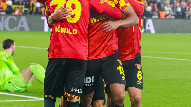 Göztepe hayata döndü